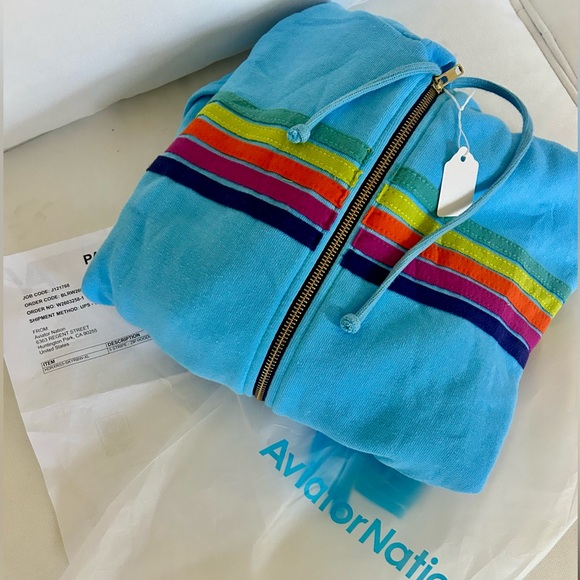 NEW Aviator Nation- 5 STRIPE RELAXED ZIP HOODIE - SKY // RAINBOW Size XL - Picture 3 of 3